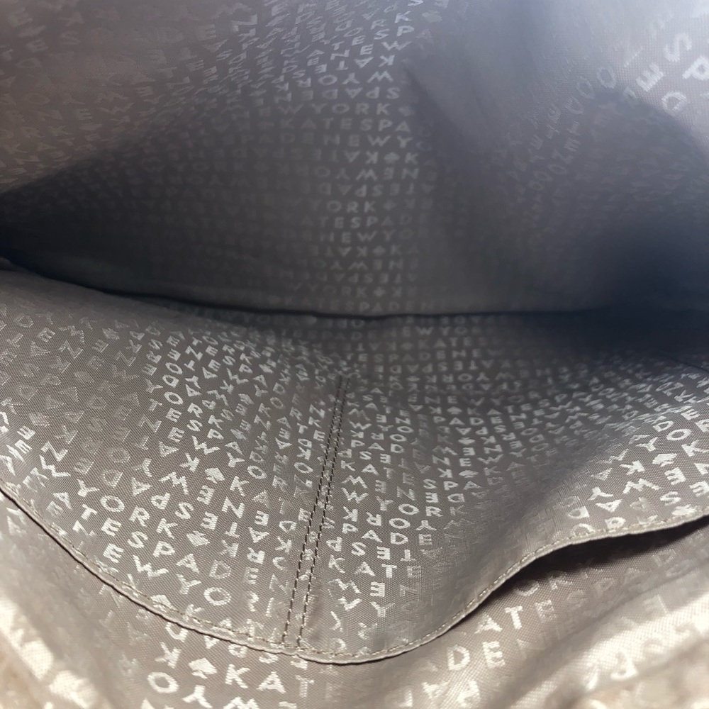 Kate Spade ♠️ Pouch - Picture 5 of 6